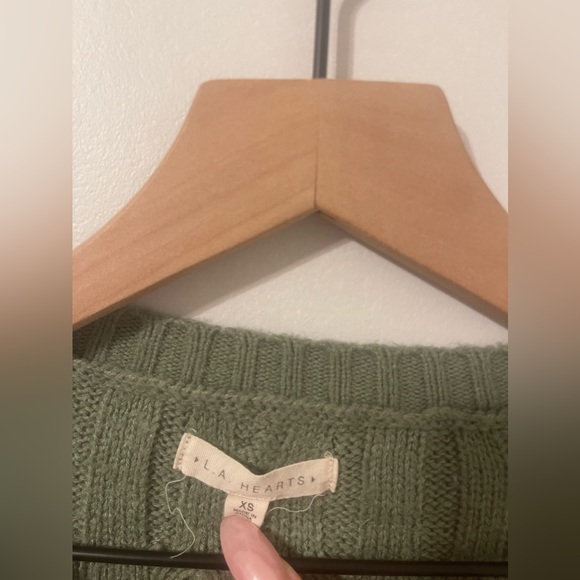 Pacsun/L.A Hearts Xs green crewneck sweater. - Picture 2 of 3
